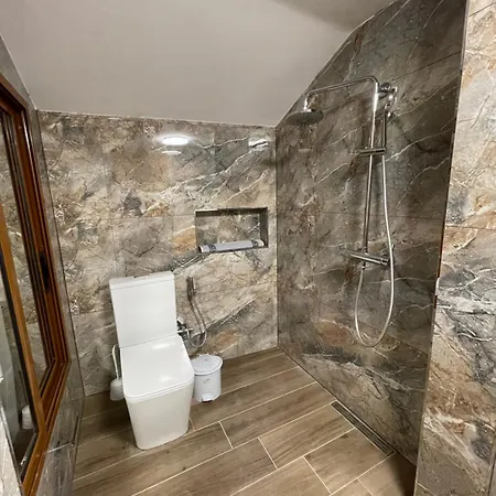çabeli Casa de hóspedes Gjirokastër