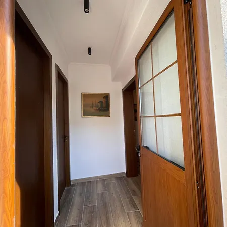 çabeli 3* Gjirokastër