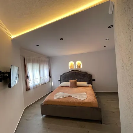 çabeli 3* Gjirokastër